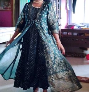 beautiful green jacket 😍 Size-L[40]