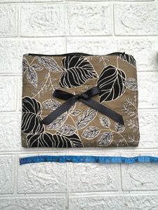 Coquette Pouch With Scrunchie 🖤