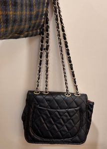Quilted Chain Shoulder Bag