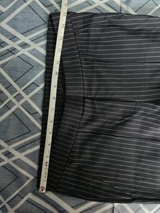 Negotiable Woman Skinny Black Formal Pants Stretch
