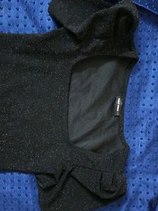 Elegant Black top