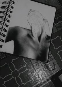 Charcoal Lady Sketch 11×15 Cm,1 Page