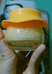 Dot &amp; Key Moisturizer