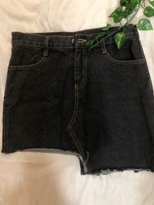 symetrical denim skirt