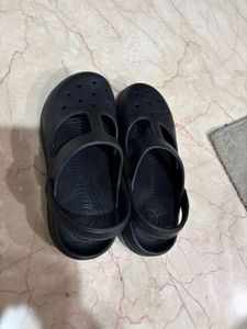 Black Crocs - Women&#39;s Size 6