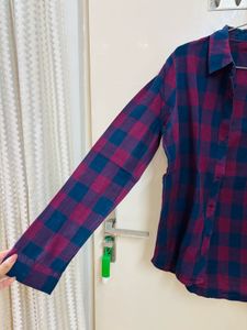 Jacqueline Deyong By ONLY shirt