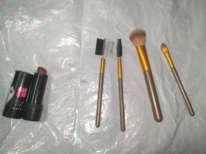 Makeup Brush Set + Elle 18 Lipstick
