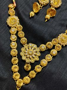 Elegant Gold Plated Jewelry Set