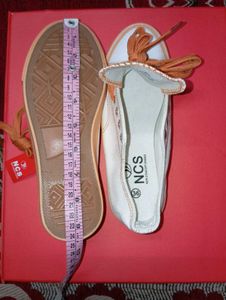 Women Orange Training Canvas Sneakers