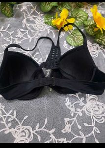 Vs Bra