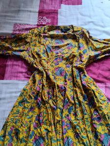 Yellow tie-knot slit anarkali Kurti