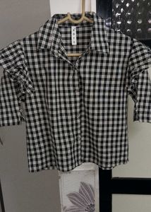 Cute Plaid Ruffle Sleeve Top