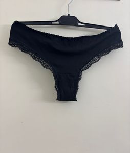 H&M LACE TRIMMED THONG BRIEF