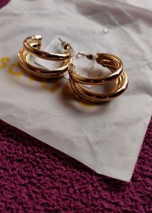 Chic Gold Plated Hoop Earrings