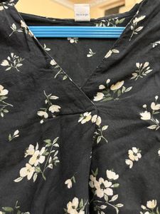 Black Casual Loose Top Floral Print