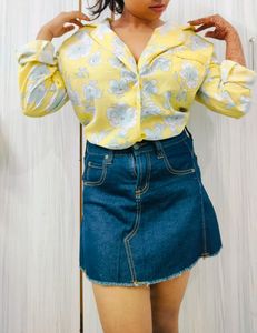 Beautiful Yellow Flowery Shirt🌷SALE🌷