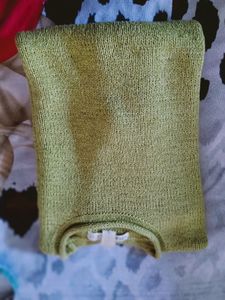 Stylish Olive Green Knitted Top 💚