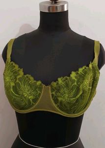Underwired Bra..38D