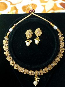 Elegant Gold-Plated Necklace Set
