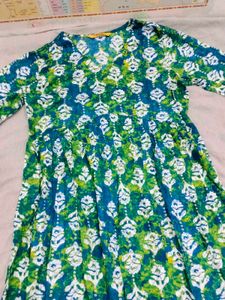 V Neck Kurta Set