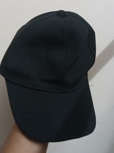 black cap