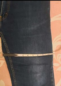 Levi&#39;s Dark Wash Jeans
