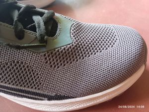 Avant Men Running Shoes