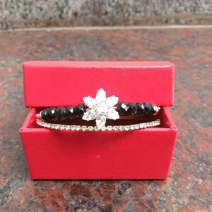 Sparkling Flower Bracelet Set