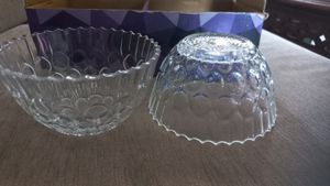 Medium size 2 glass bowls, brand new