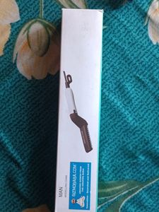 Men Beard Straighter