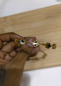 Minimal Black Clover Bracelet