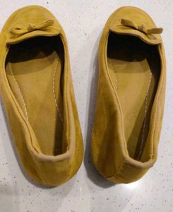 Cute Yellow shoes