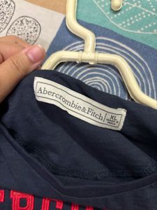 Abercrombie &amp; Fitch Graphic Tee