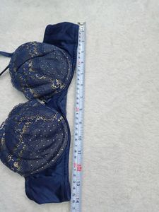32 D Size Pedded Bra