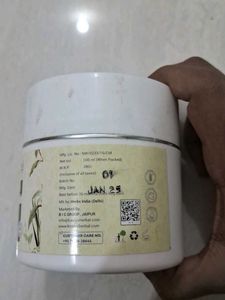 Kashni Herbal De-Tan Cleanser