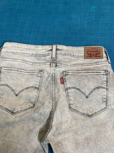 Streachble Ice Grey Colour Jeans