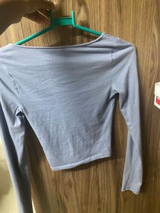 H&amp;M Long Sleeve Crop Top