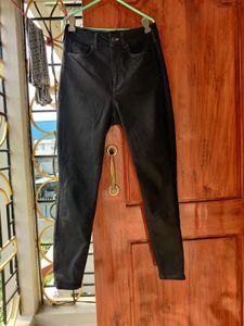 H&amp;M Curvy Fit Skinny Jeans (No Tag)