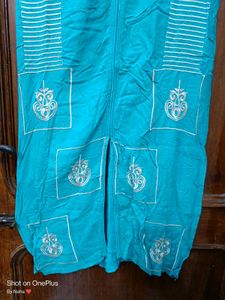 Elegant Blue Embroidered Kurta