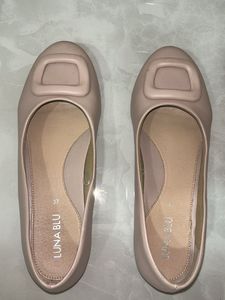 Luna Blu Beige Ballerinas