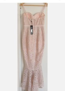 Elegant Pink Lace Mermaid Gown