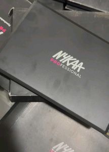 Nykaa Professional Eye Shadow+Blush Pallet