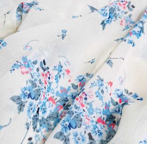 💙🤍Floral Off-Shoulder Ruffled Top🤍💙