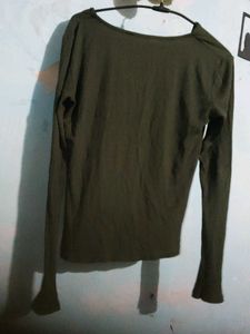Fitted Green Top 🍀 For Your Style