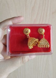 GOLDEN BIG JHUMKA