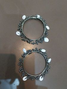Shell & Metal Bangle Set