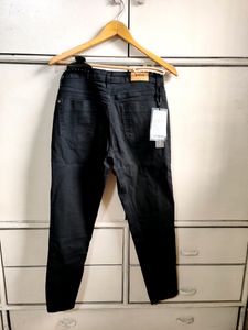 Roadster Mid Rise Skinny Fit Black Jeans
