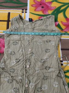 Sleeveless Kurta