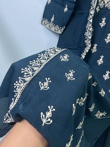 Elegant Embroidered Kurti