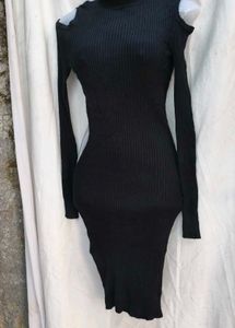 81511. Chic Black Cutout Bodycon Dress